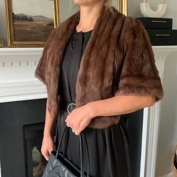 French Room Belk’s Charlotte Vintage Mink‎ Fur shrug Capelet classic elegant - Picture 1 of 15